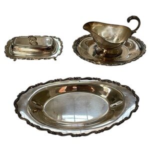 William A Rogers set of silver-plated gravy boat,‎ butter dish, & platter.